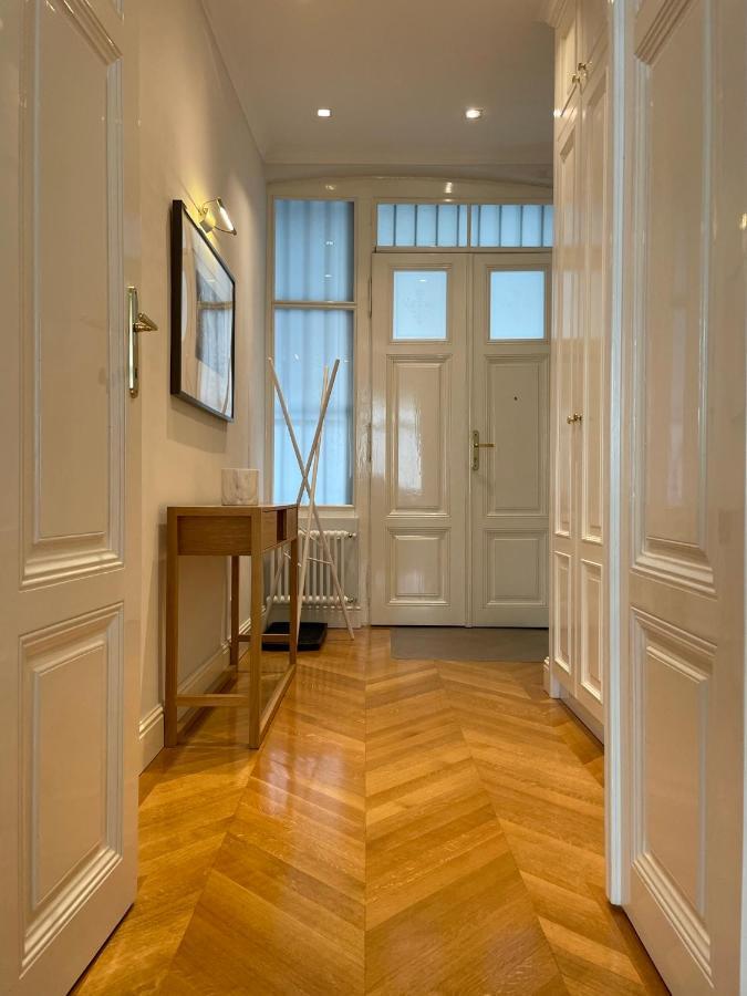 Luxury 2br Neubaugasse Appartement *